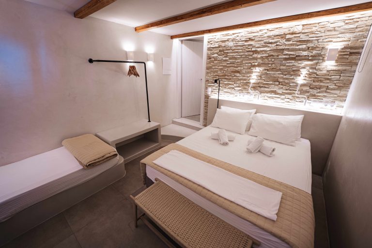 GOLDENSTAR-4_2025-11-20_imageconverter